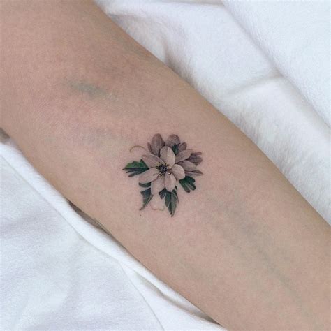 50 Small Tattoo Inspo That Are Perfectly Minimalist 50 Small Tattoo Inspo That Are Perfectly Minimalist