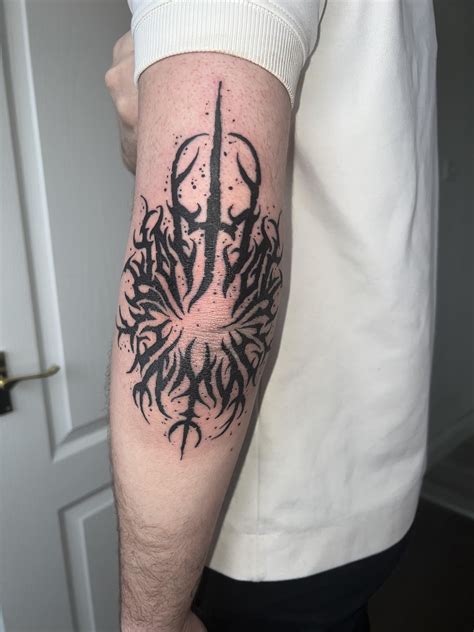 Cool Little Elbow Design I Had Done By Marco At Speckled Frog Uk R Tattoos