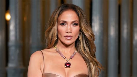 From Skin To Nails How Jennifer Lopez Looks So Insanely Good At 55 Vogue From Skin To Nails How Jennifer Lopez Looks So Insanely Good At 55 Vogue
