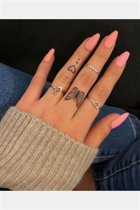 Girly Finger Tattoos 15 Cute Tattoo Ideas For Females Or Women Artofit Girly Finger Tattoos 15 Cute Tattoo Ideas For Females Or Women Artofit