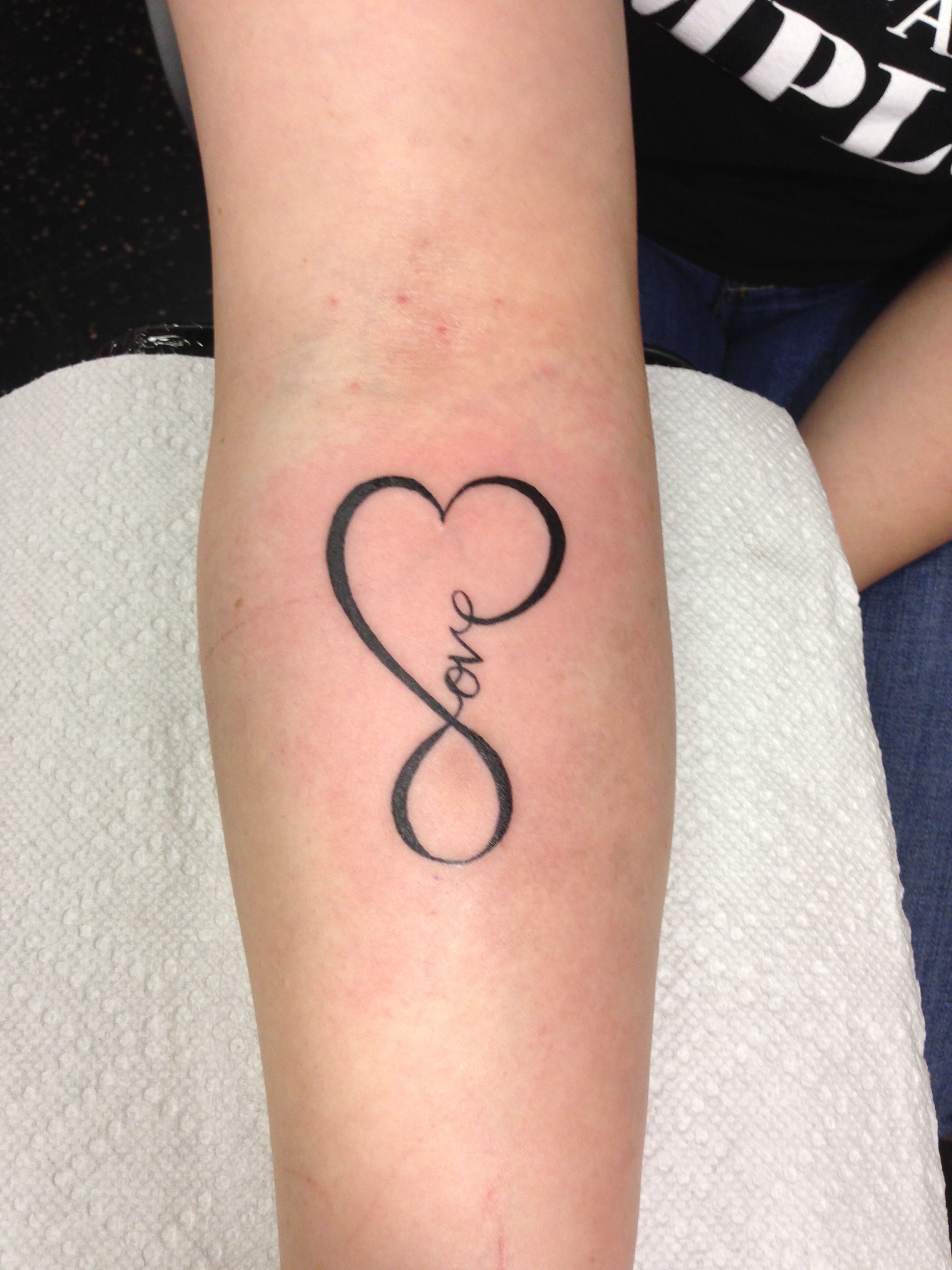 Infinity Baby Name Tattoos Love Infinity Sign Tattoo Cute Tattoos On