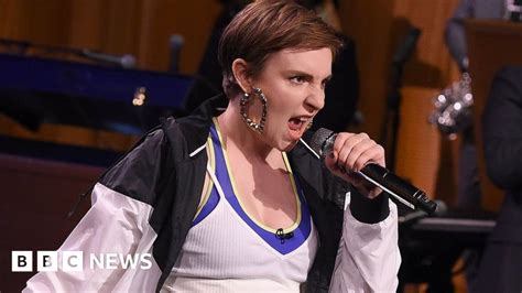 Lena Dunham Criticises Kanye West S Disturbing Video Featuring Naked Celebrities Bbc News
