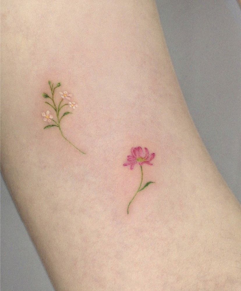 Pin By Dianalovesfigs On Tattooosssss Dainty Tattoos Tattoos