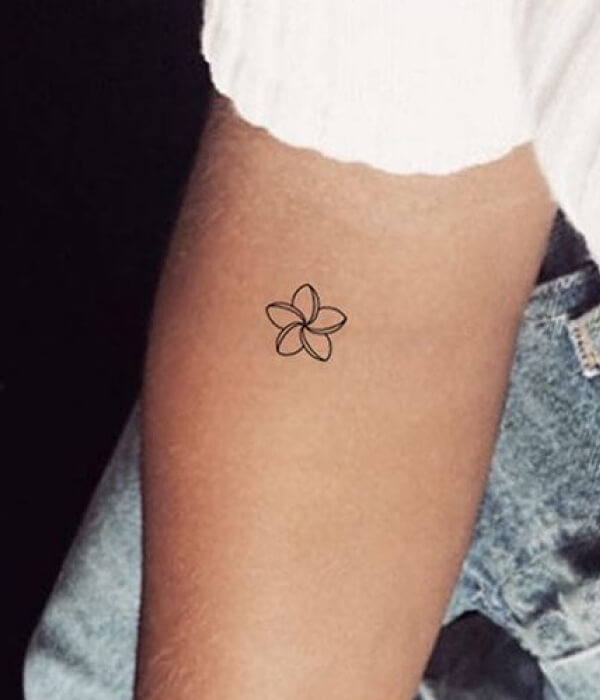 Plumeria Tattoo 8 Stunning Floral Designs To Try
