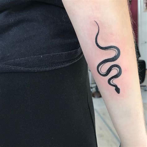 Simple Snake Tattoo Designs Photos