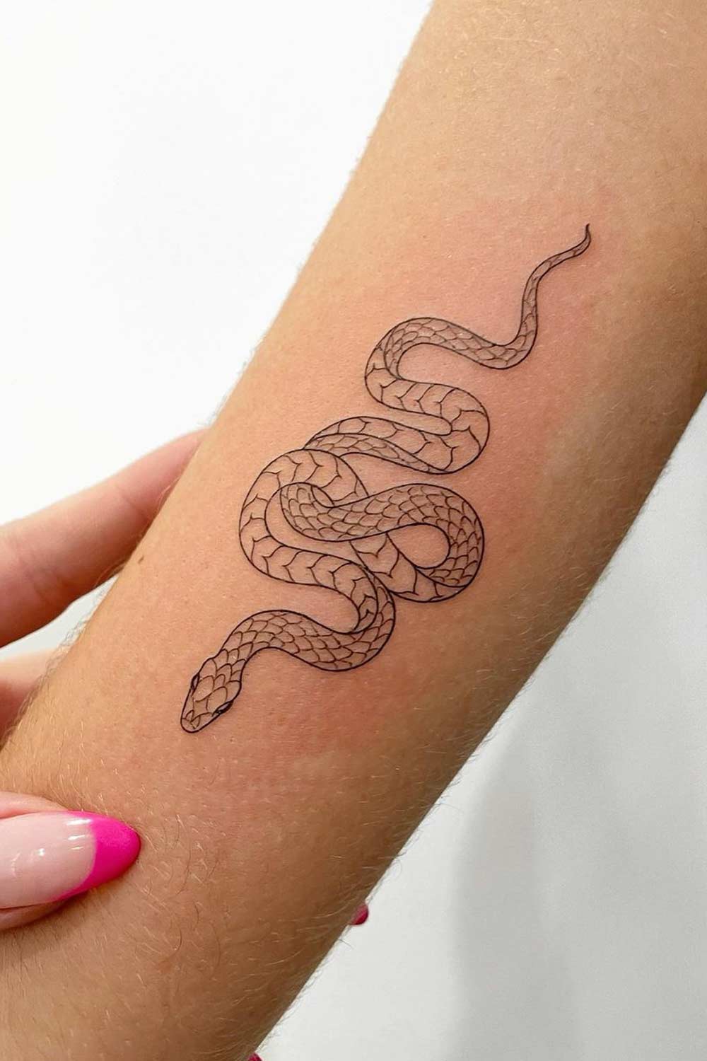 7 Stunning Snake Tribel Tattoos For Bold, Lasting Style
