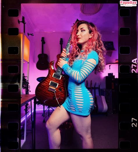 Sophie Burrell: Unveiling Her Naked Truths