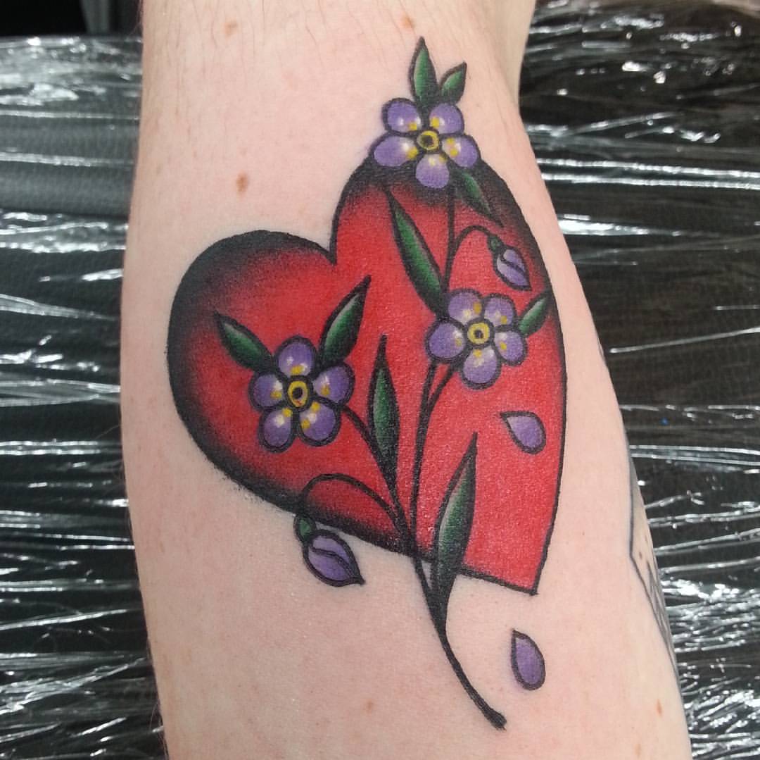 Tattoo Heart With Flowers