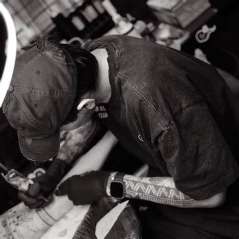 Walk In Tattoo Jeden Tag M Glich Ink World Tattoo D Sseldorf